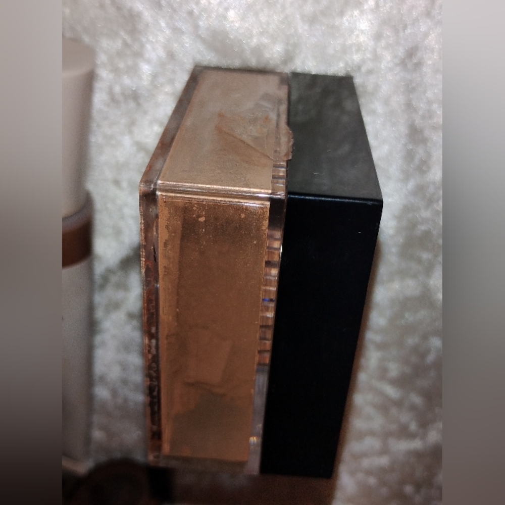 High End Foundation Bundle - Picture 5 of 6
